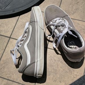 grey vans